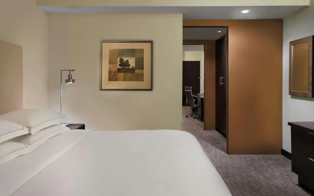 Hilton Toronto/Markham Suites Conference Centre & Spa