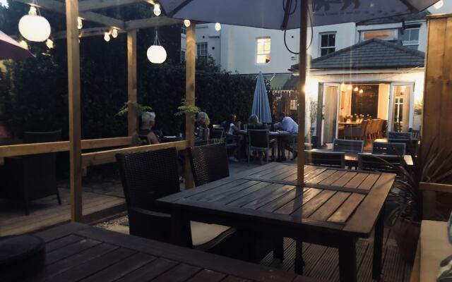 Morleys Bistro | By Huluki Sussex Stays