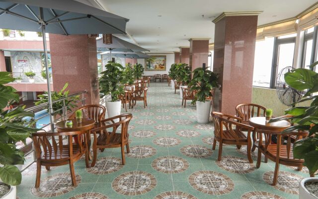 Huong Viet Hotel Quy Nhon - Beachfront