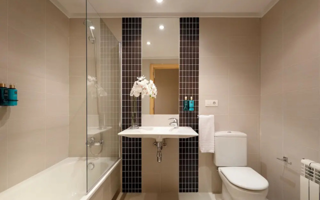 Vita Homes by Upper Luxury Housing