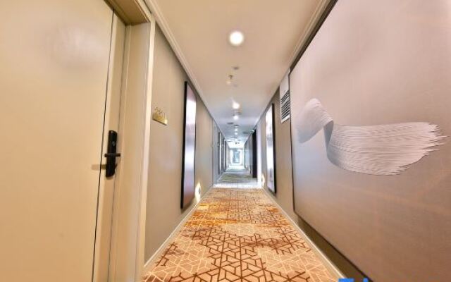 Yishan Peninsula Hotel (Shenyang International Convention and Exhibition Center)