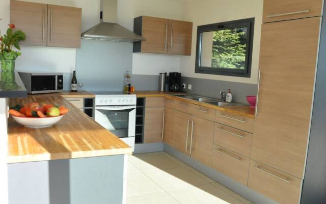 Luxurious Villa in Rochefort-du-gard With Private Pool