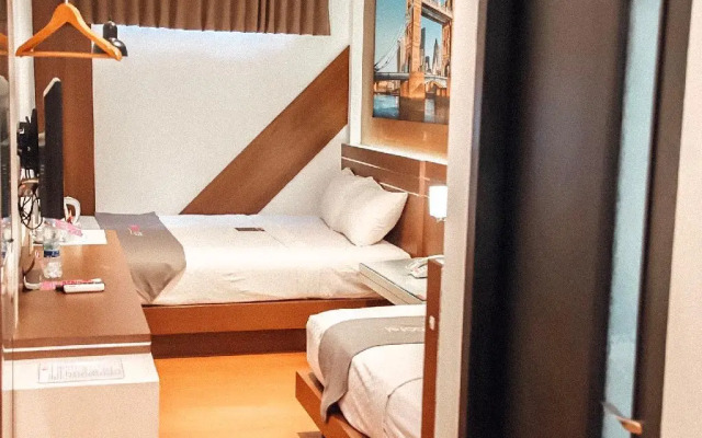 Neotel Hotel City Centre