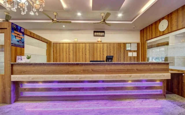 Hotel Ambika International Byndoor