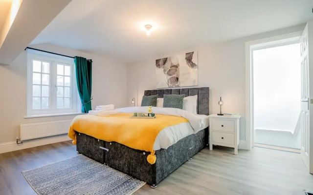 Host Stay Bridge Street Penthouse Apartment