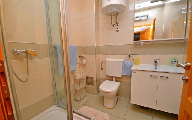 Apartments Jela