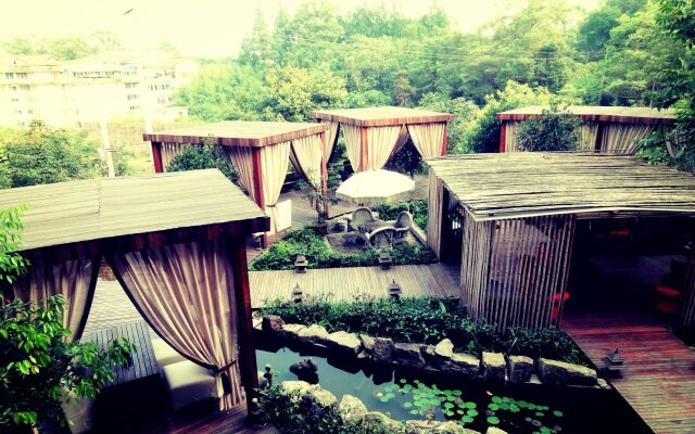 Mount Emei Jadeite Resort