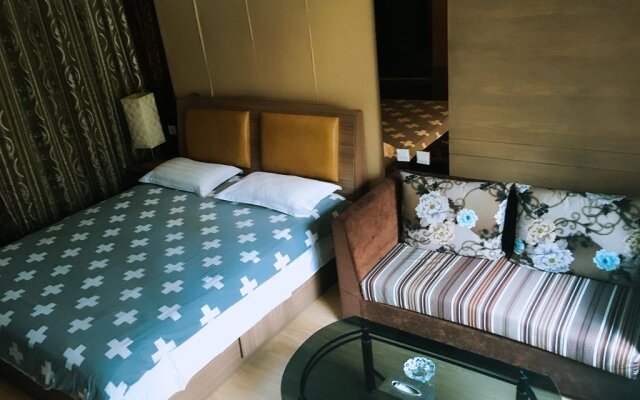 Qingfengxiaozhu Hotel