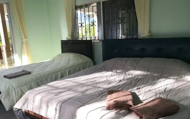 Baan Lomnow Khao Kho