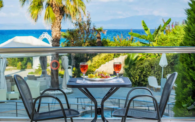 Elinotel Apolamare Hotel