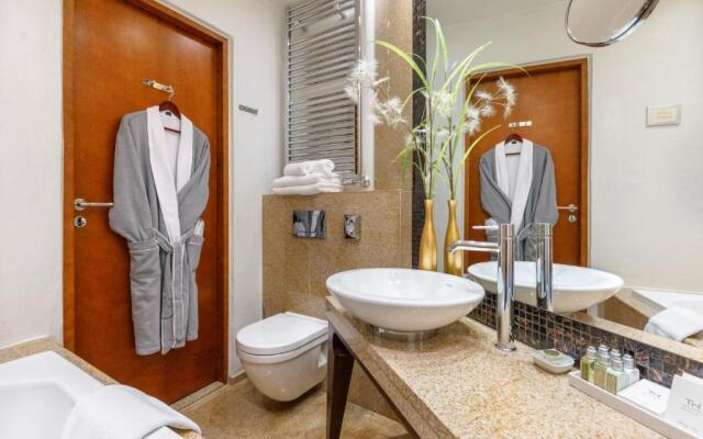Rixwell Collection Savoy Boutique Hotel