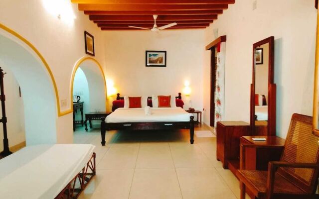 Dumas Guest House