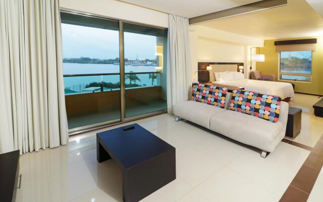 Holiday Inn Express Tuxpan, an IHG Hotel