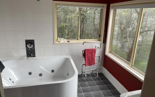 Tambaridge Bed and Breakfast