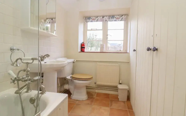 Spring Cottage, CIRENCESTER