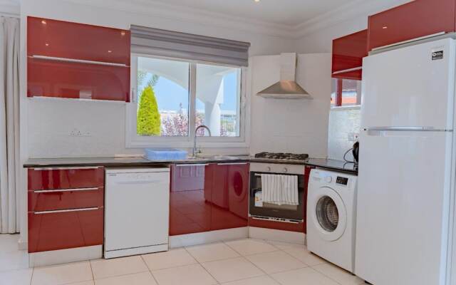 Family-friendly Apartment Just Steps Away From the Sea