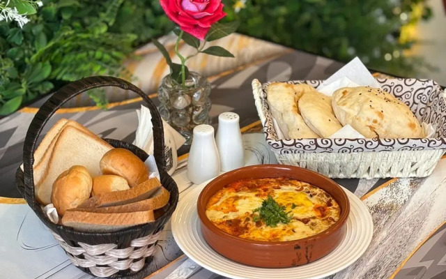 AL MADA AL Arabia Hotel