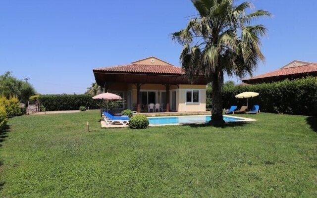 Villa TR07 by Joylettings