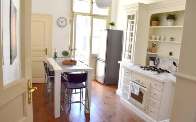 Airstay Prague : DeLuxe Apartment Old town