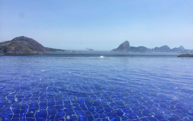 H Niteroi Hotel