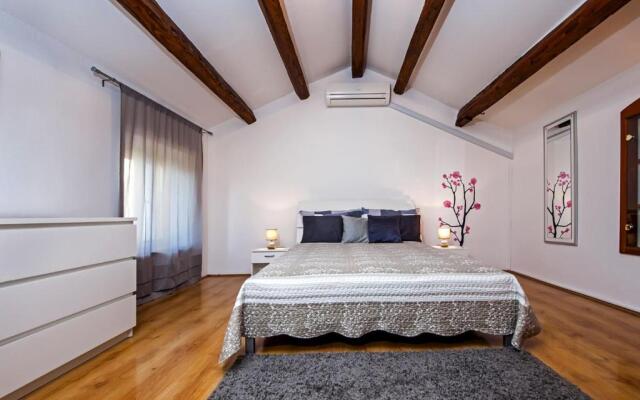 Holiday Apartment Daria 20