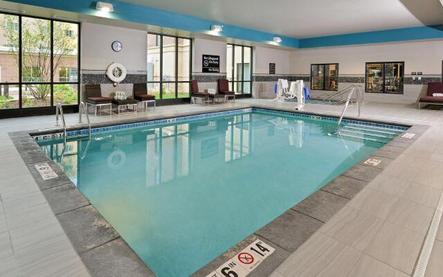 Hampton Inn & Suites Des Moines Downtown