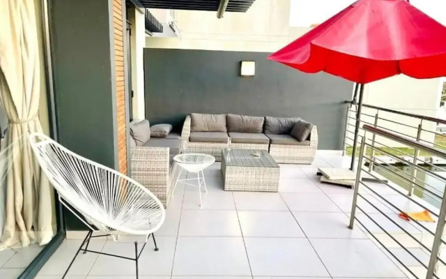 Lake Villa Hartebees