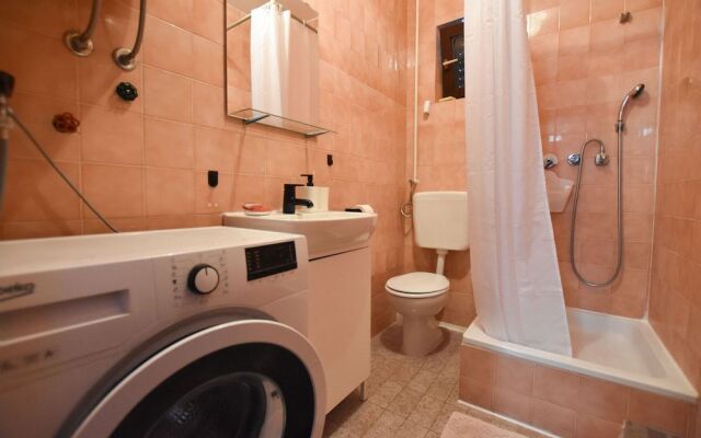 Room Vesna