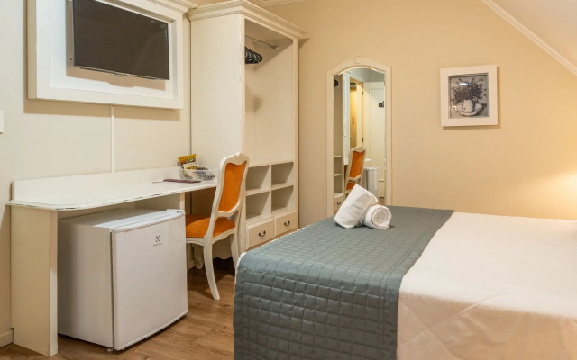 Hotel Monte Felice Bosque