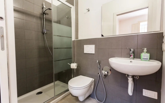 Student's Hostel Estense