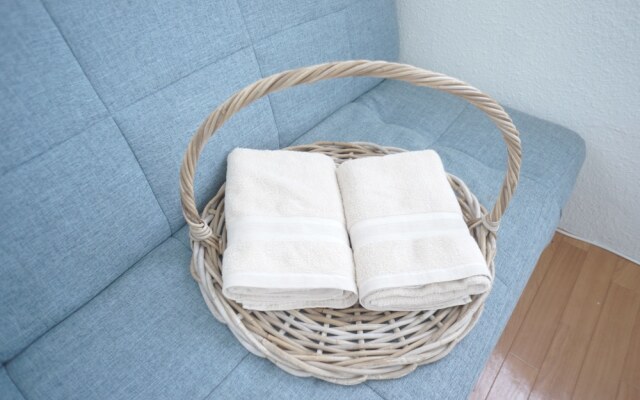 Tiny guest house mametora