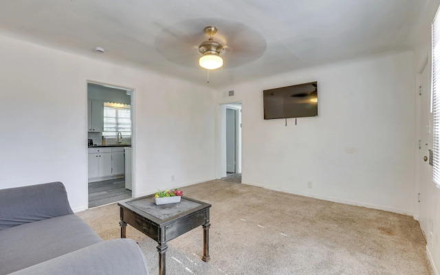 Pet-friendly Condo < 1 Mi to Phoenix College!