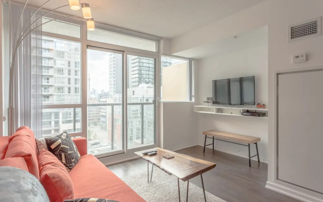 AOC Suites - Luxury Condo - City/CN Tower View