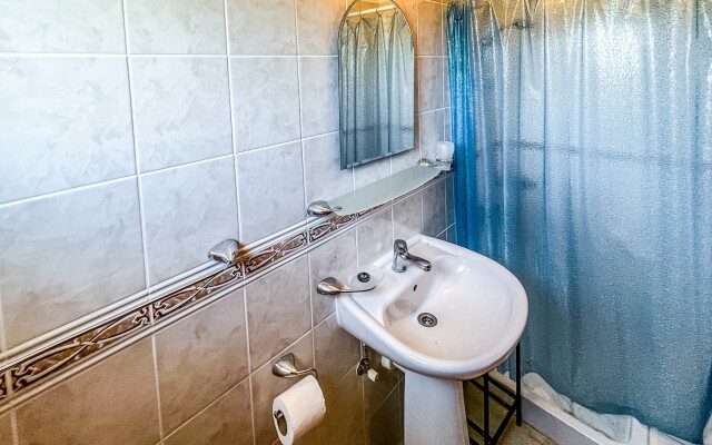Fantastic Villa with Private Beach in Girne