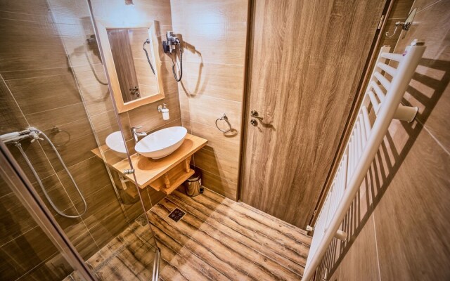 Central Apartment Luxury