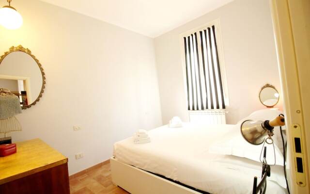 Groovy Rome Art Apartment