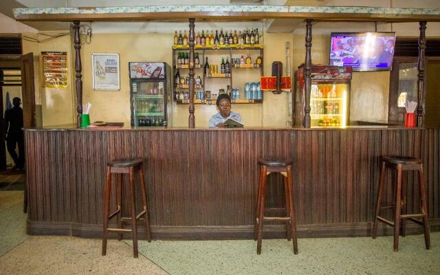 Mwana Highway Hotel Iganga