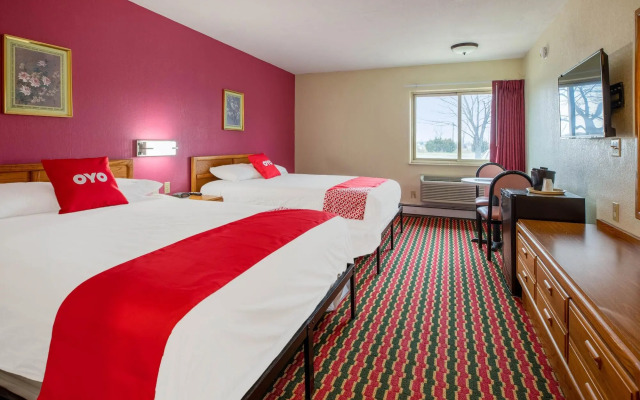 OYO Hotel Chesaning Route 52 & Hwy 57