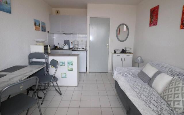 Appartement Le Grau-du-Roi, 1 pièce, 4 personnes - FR-1-307-156