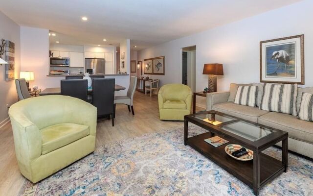 22 Springwood Villa 3 Br villa by RedAwning