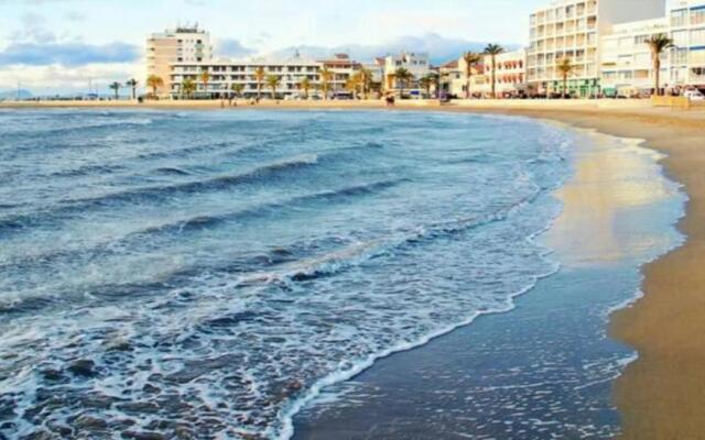 Nice 24m With Balcony Residence With Pool