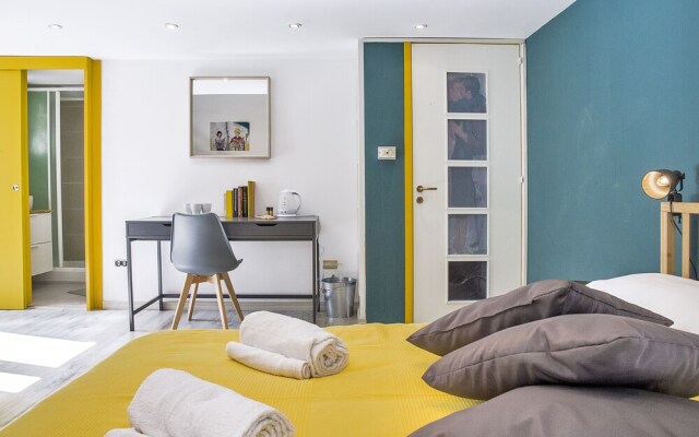 26 Urban Guest House