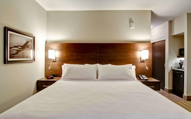 Best Western London Airport Inn & Suites