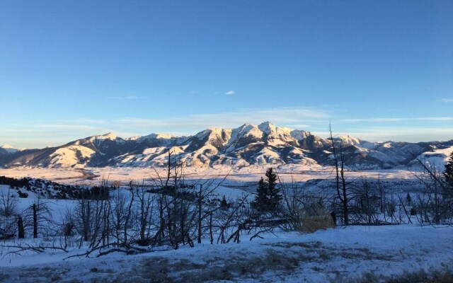 PV - Paradise Valley Retreat