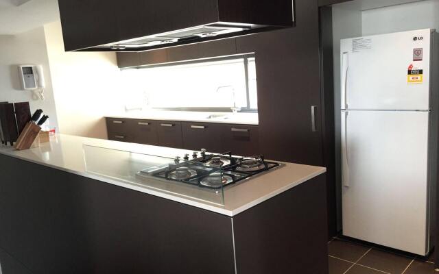 Harbour Town Apartment