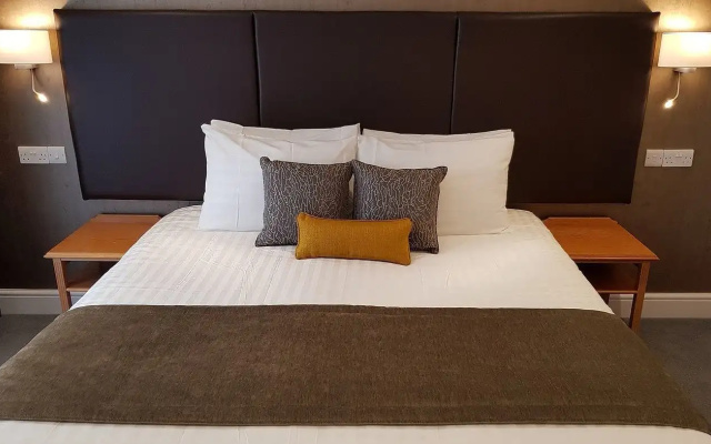 Heywood Spa Hotel