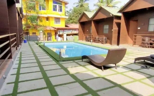 Wood House Beach Resort