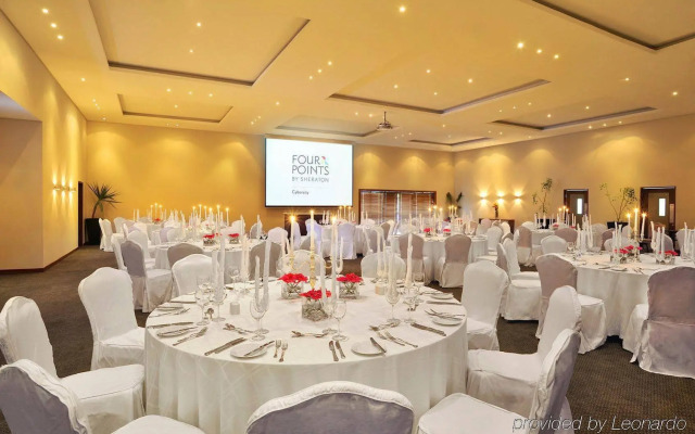 Hennessy Park Hotel