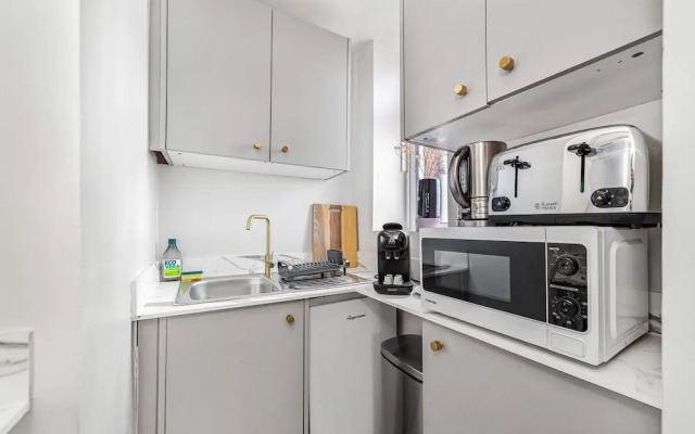 Chic Flat With Stunning City Views