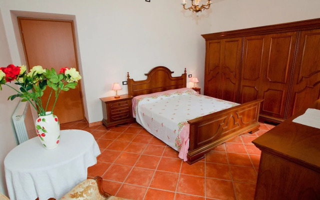 Rustic Cottage Charm in Liguria